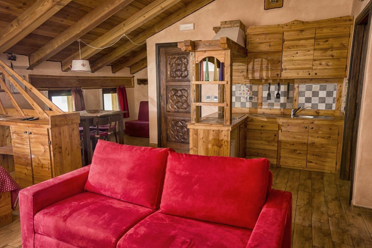 Agriturismo B&B Chevres A Cheval Charvensod Exterior photo