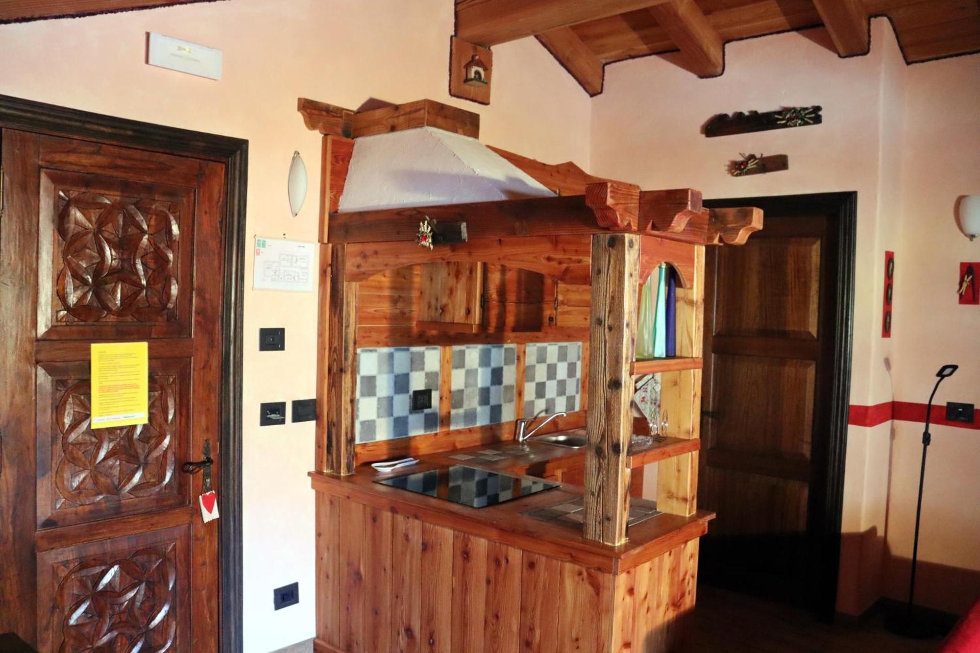 Agriturismo B&B Chevres A Cheval Charvensod Exterior photo